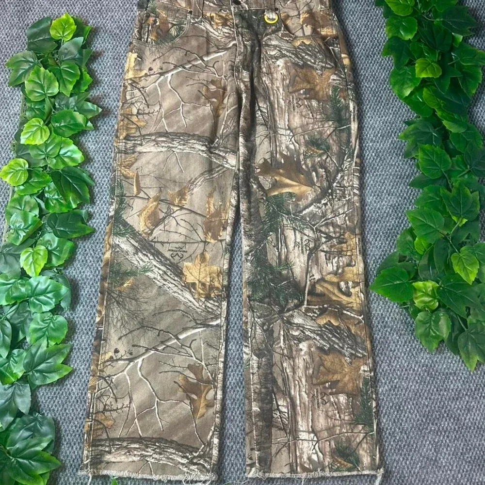 Realtree XTRA Camo Carpenter Pants Hunting Workwear with tree bark pattern